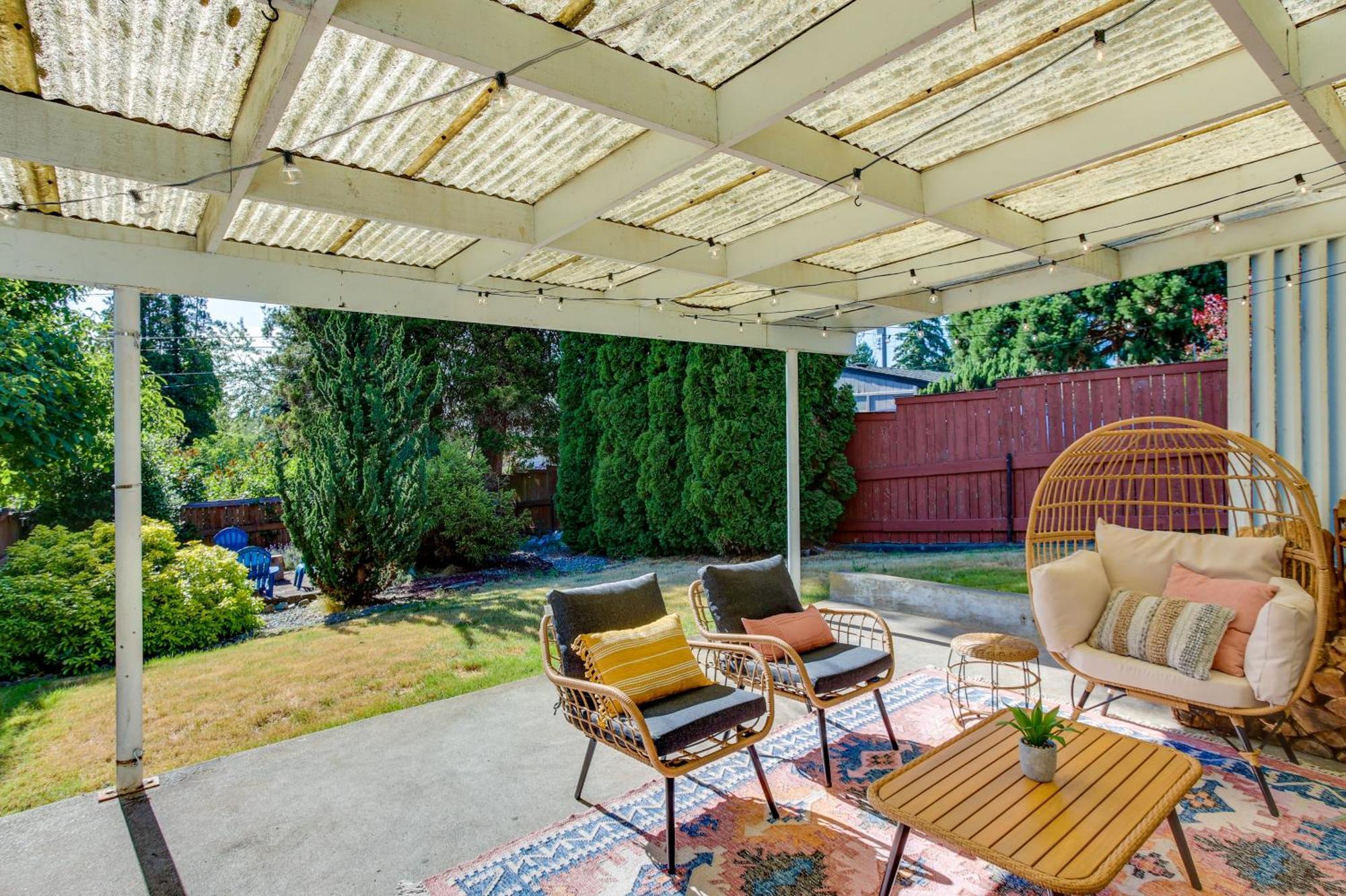 Updated With Fire Pit! *